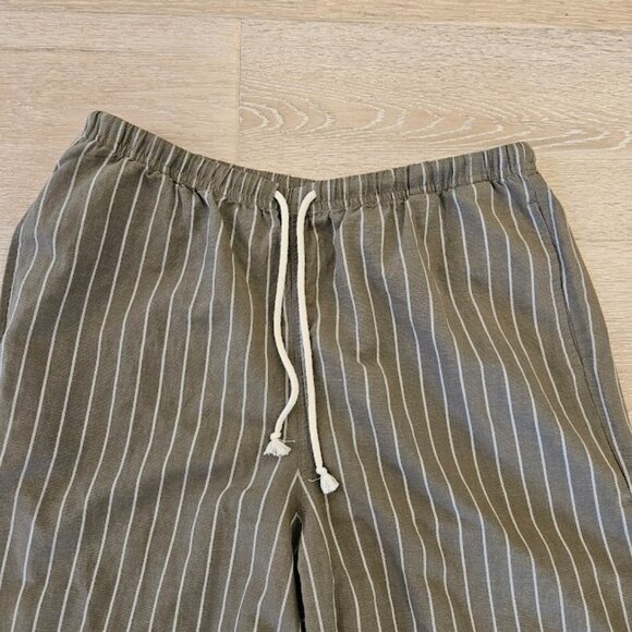NWOT Uniqlo Linen Blend Cropped Easy Pants - M - Picture 2 of 5